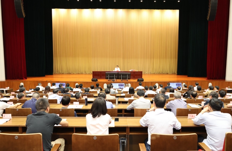 汤飞帆为全市“一盘棋”大招商格局专题研讨班学员们授课：奋力开创宁波招商引资高质量发展新局面